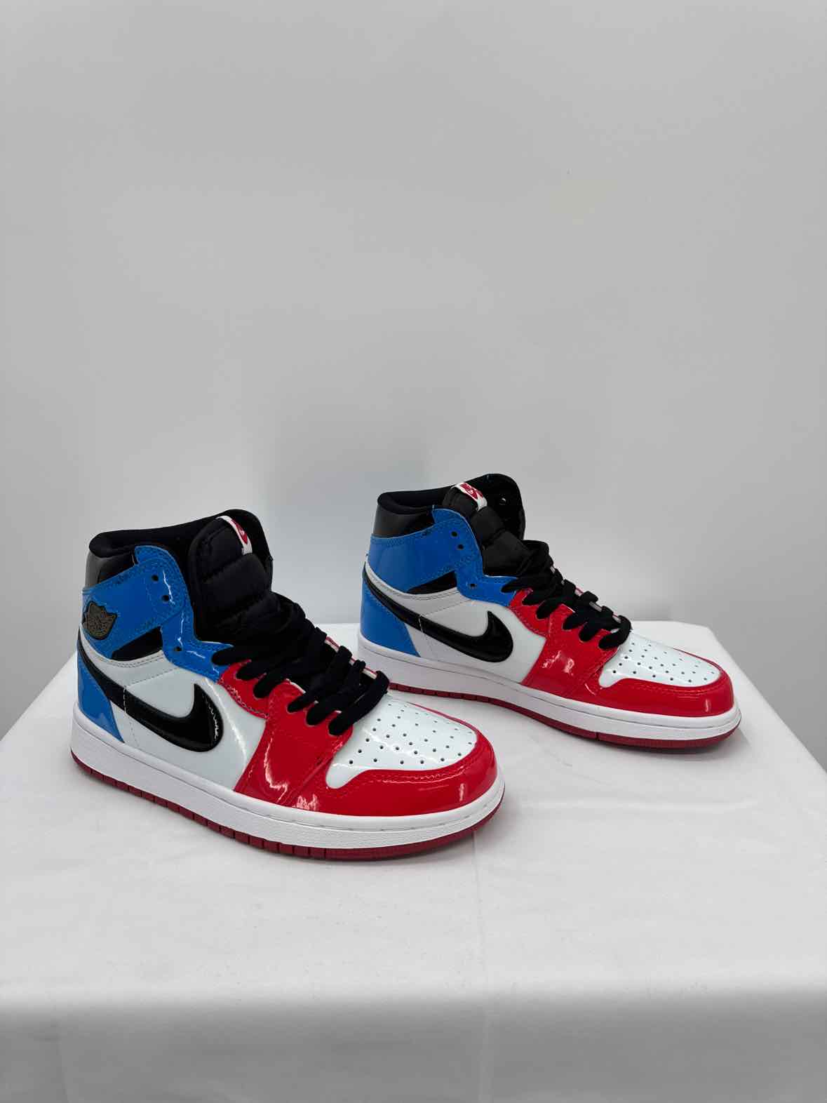 Nike Red/White/Blue Mens Size 7 Mens Sneakers