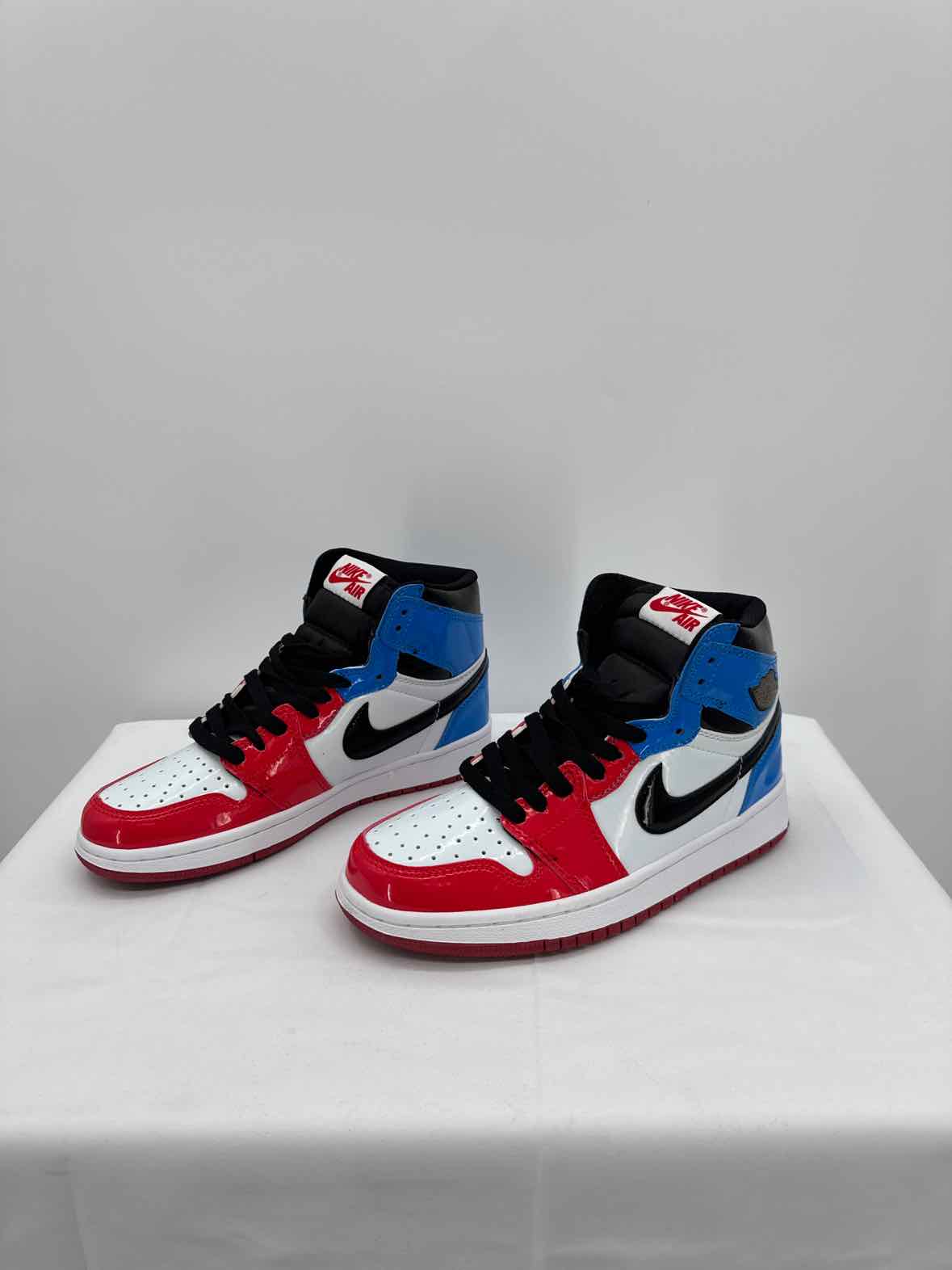 Nike Red/White/Blue Mens Size 7 Mens Sneakers
