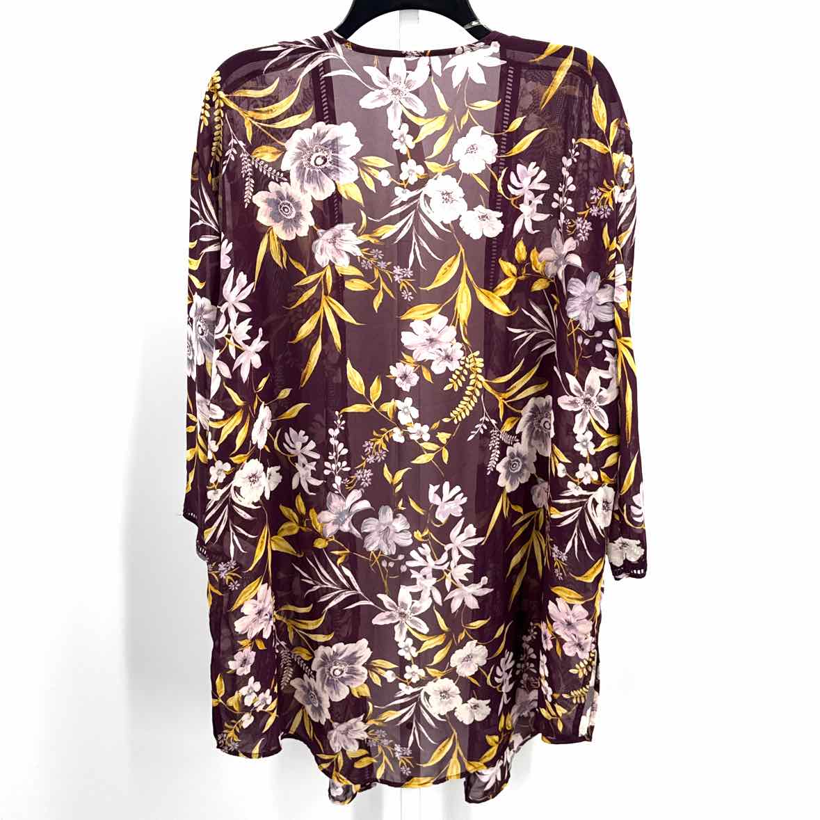 Maurices Purple Women Size Medium Jrs Ss Shrug