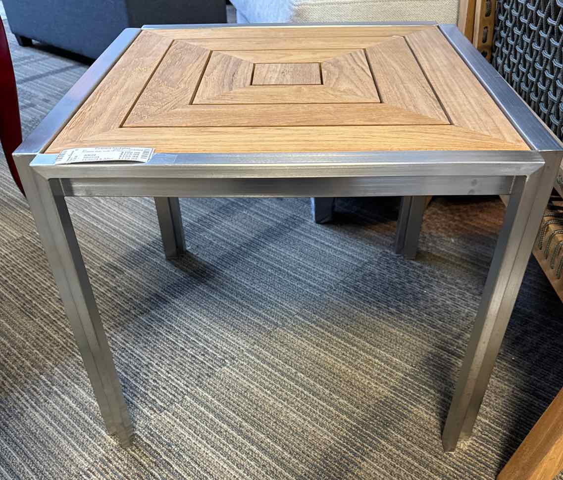 Outdoor table