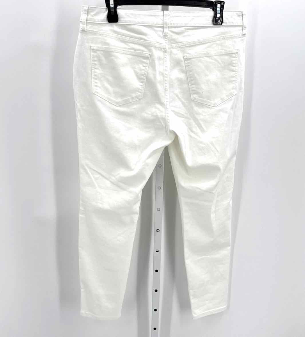 St Johns bay White Women Size 16 Womens Jeans