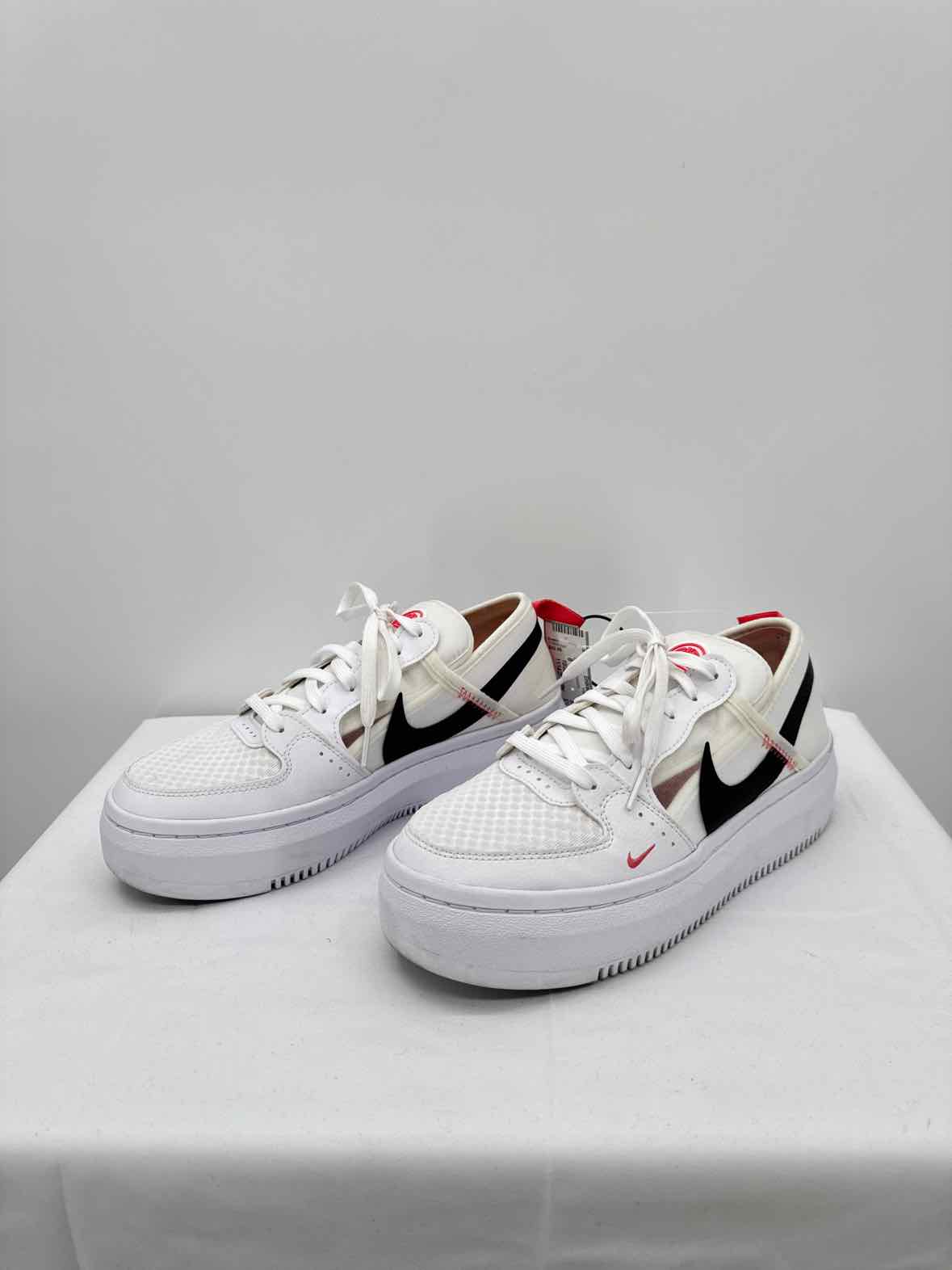 Nike White Women Size 8 Womens Sneakers