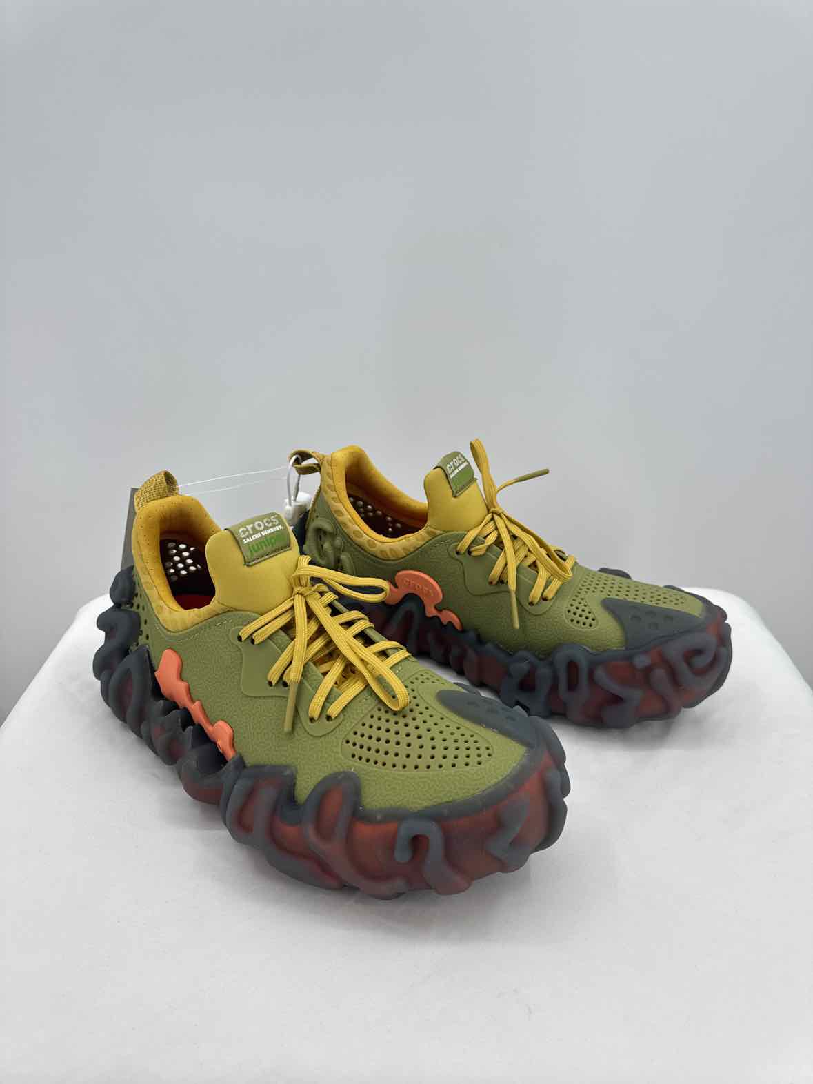 Crocs Green Mens Size 8 Mens Sneakers