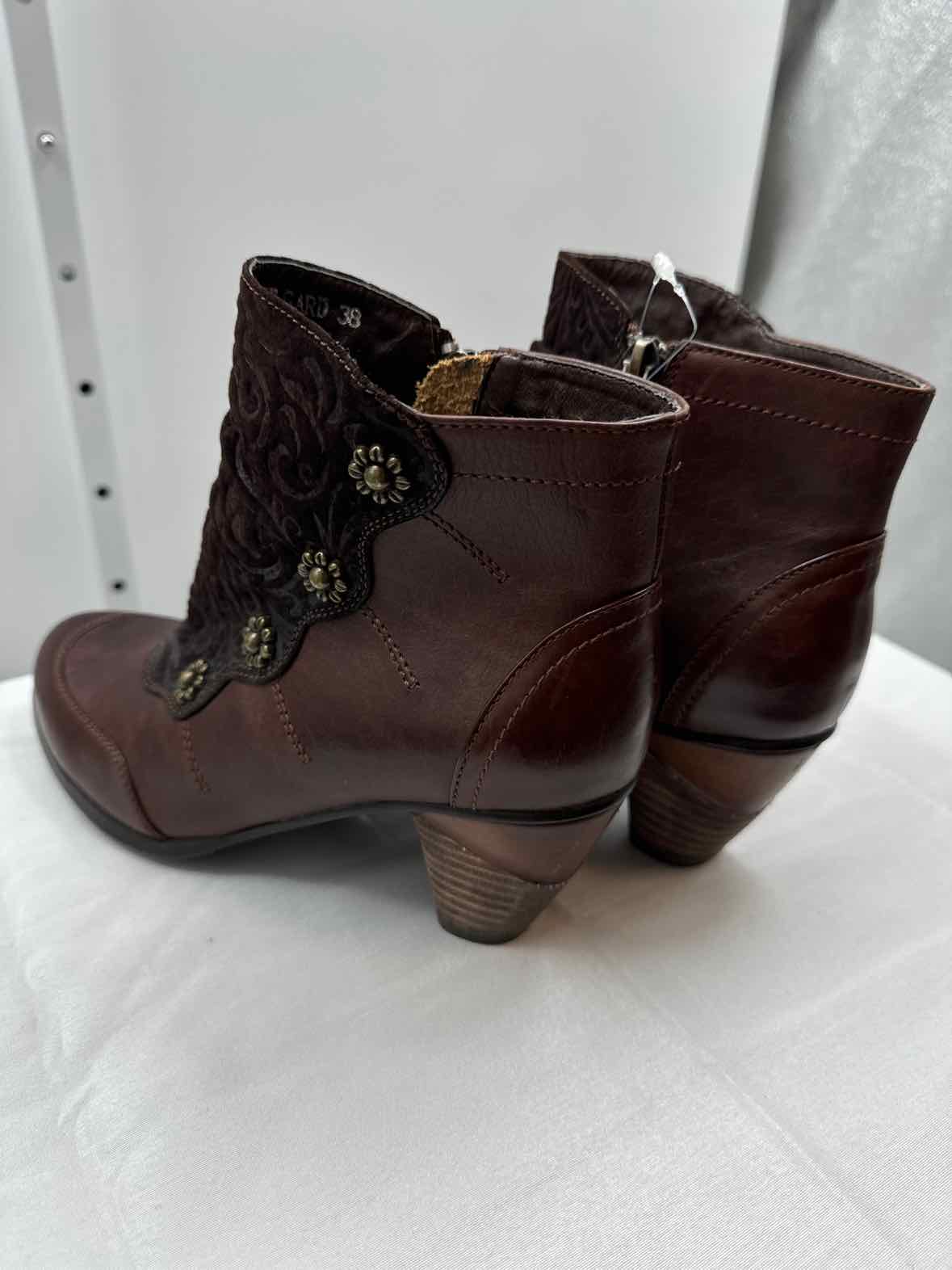 Womens Boots