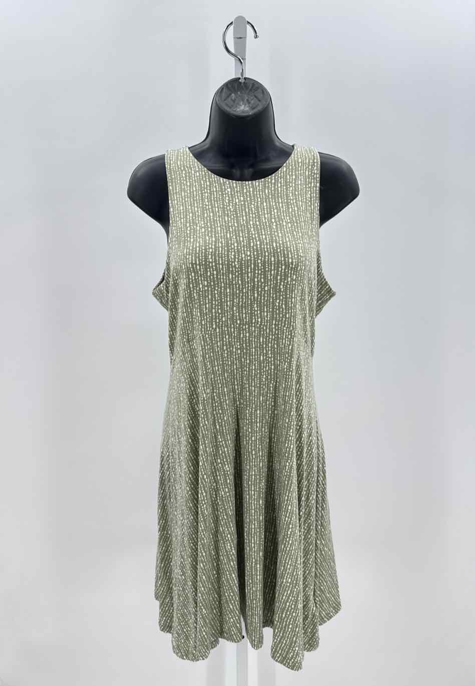 Athleta Green Women Size Medium Womens Dress