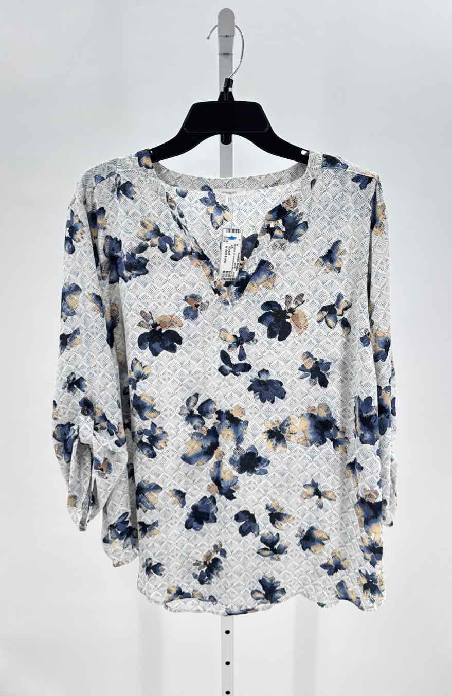 Maurices Blue Women Size 2X Womens 3/4 button/blouse