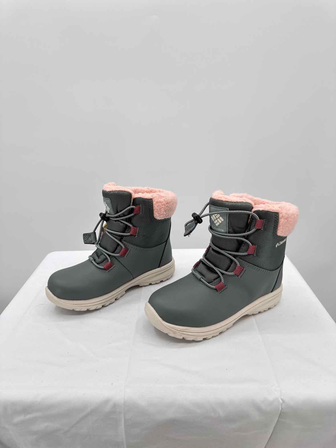 Columbia Gray Child Size 1 Girls Boot